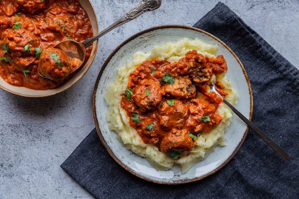 Beef Meatballs in Tomato Sauce