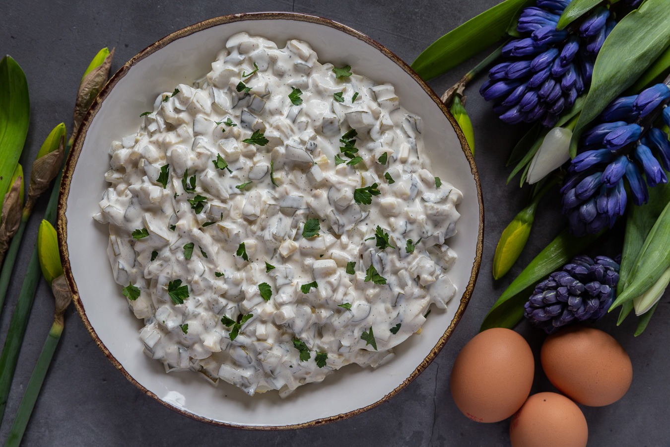 Eggs in Tartar Sauce